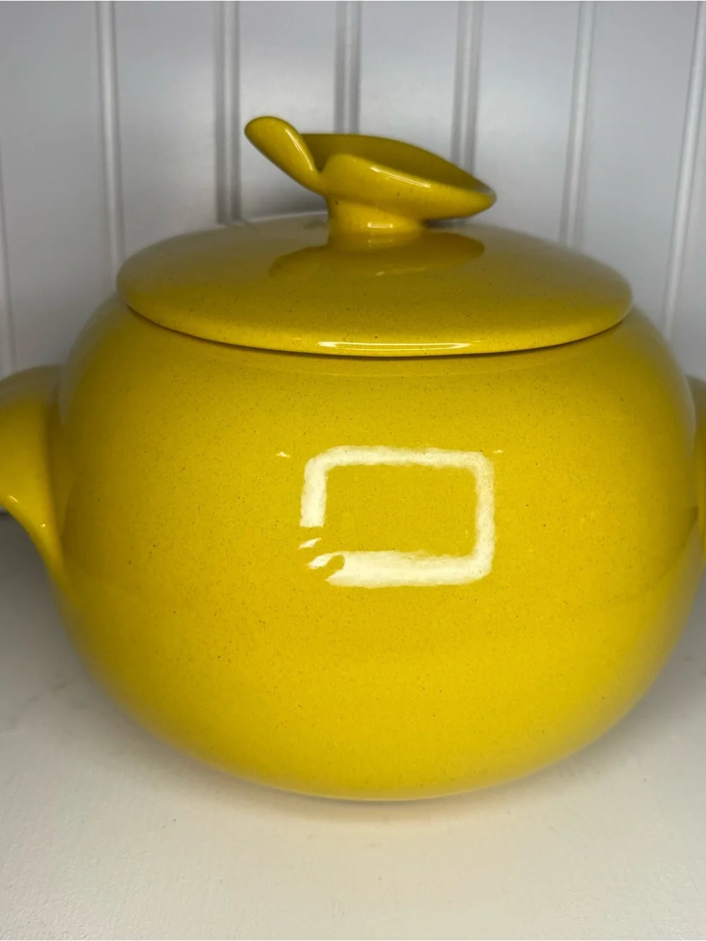 VINTAGE FRANKOMA GV SUNFLOWER YELLOW LIDDED CASSEROLE DISH WITH WARMER STAND